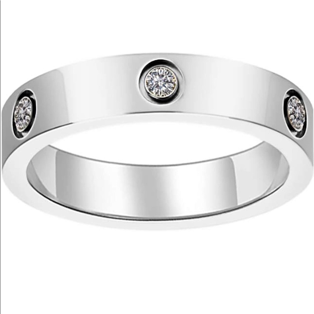 New Silver ring size 7